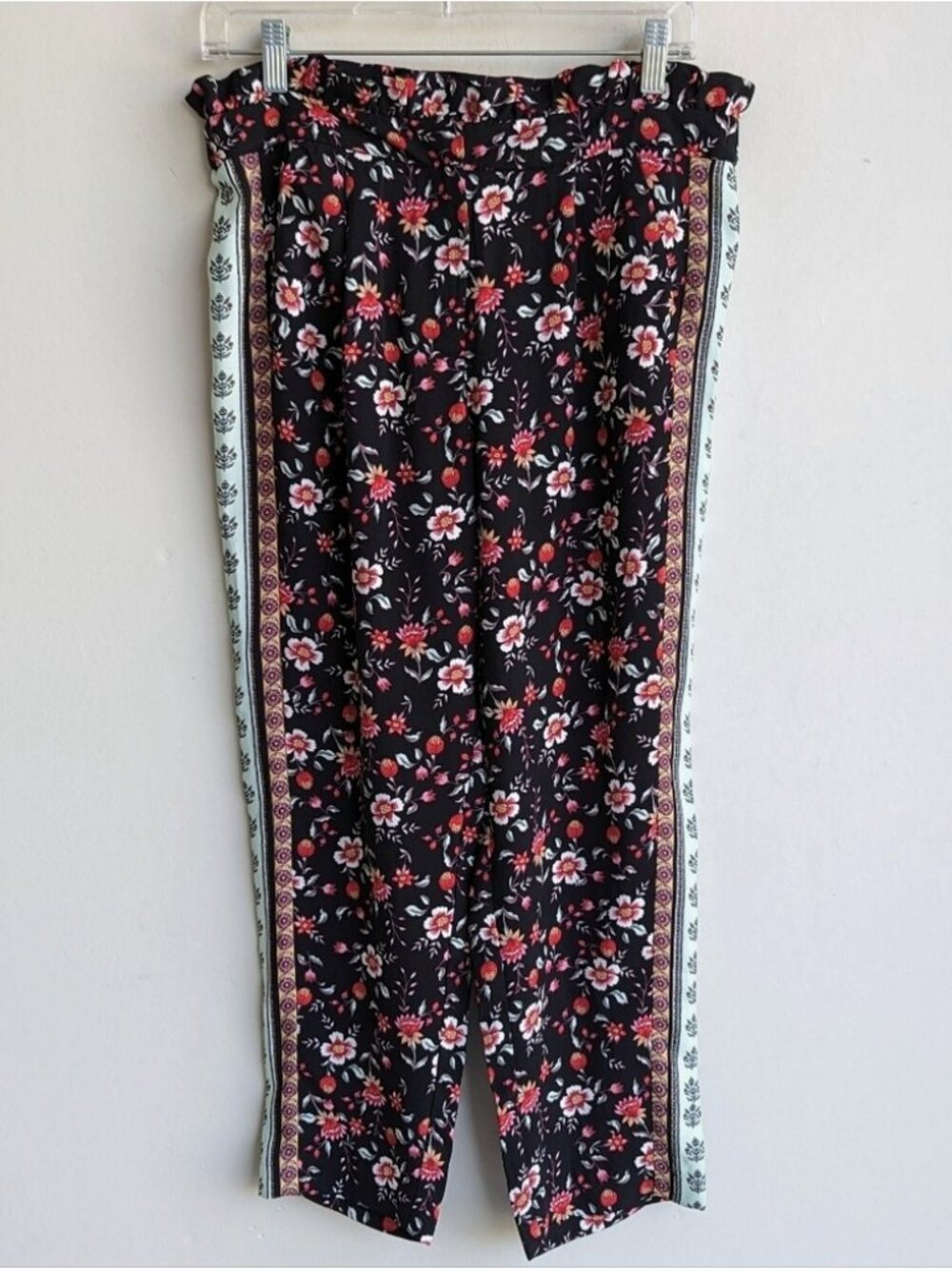 Emma & Olivia floral high rise ruffle trim trousers pants